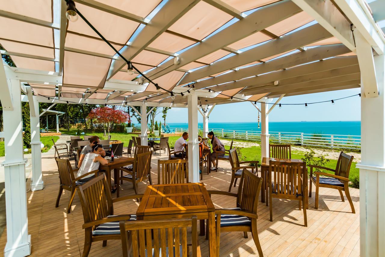 St Anastasia Hotel Burgas Bagian luar foto
